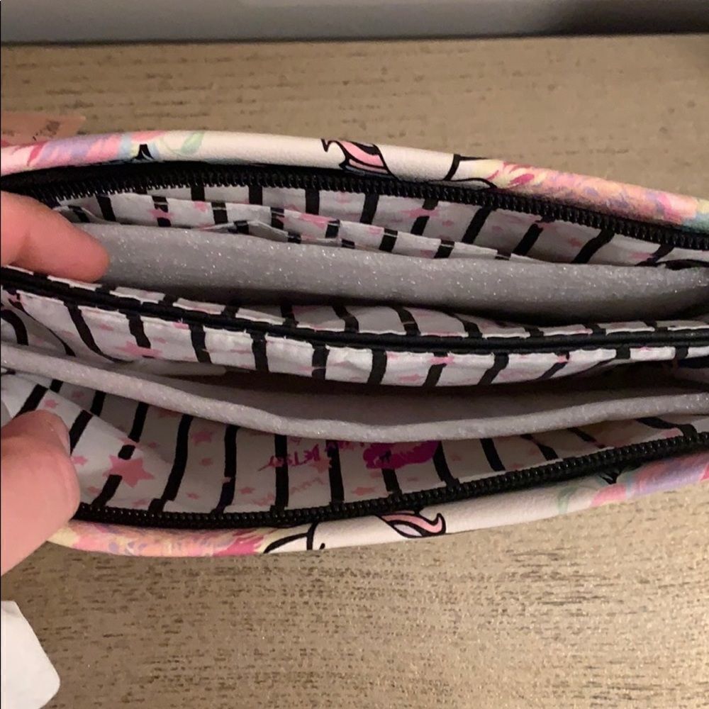 🎉last price 🎉Unicorn Wristlet zipper clutch - Picture 8 of 10